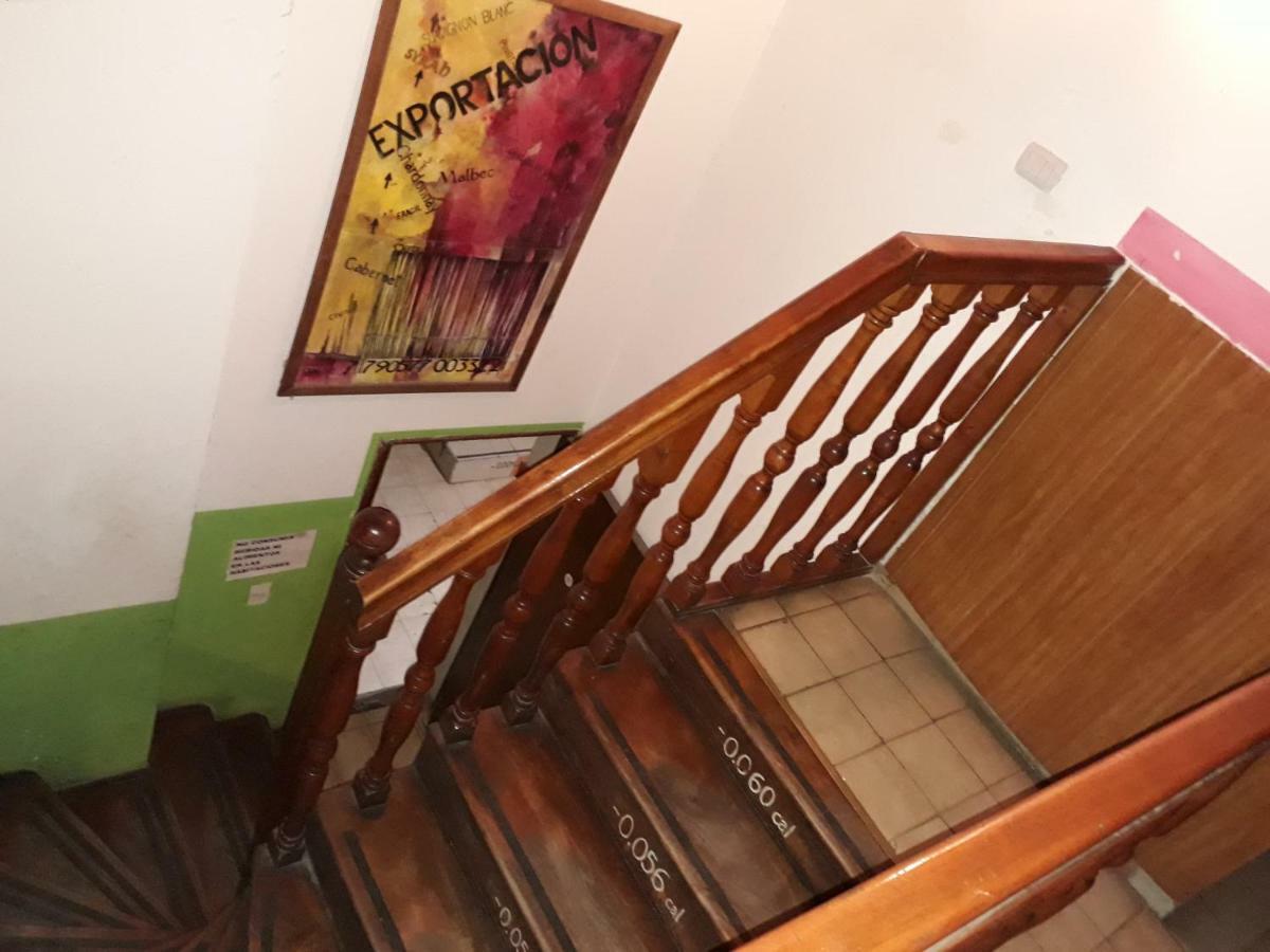Hostel Parque Central Mendoza Dış mekan fotoğraf